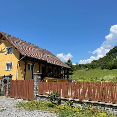 Kati Guesthouse Corund  Exterior foto